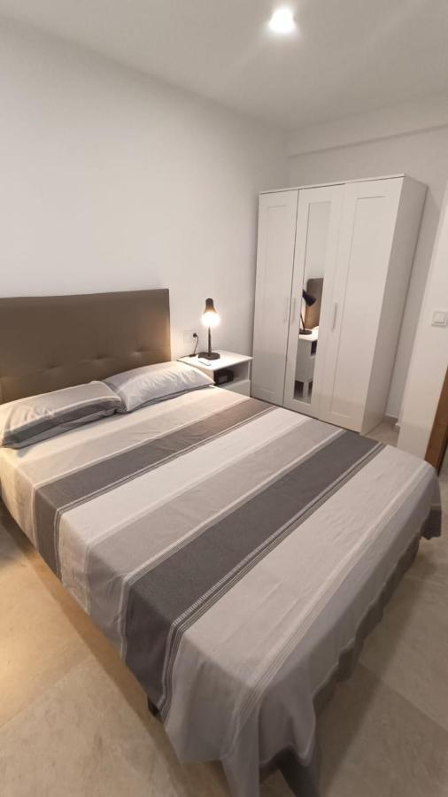 Piso Malaga Cerca Playa Leilighet Eksteriør bilde